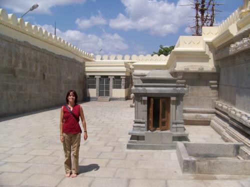Sri Chamundeshwari Temple (bangalore_100_1673.jpg) wird geladen. Eindrucksvolle Fotos von der indischen Halbinsel erwarten Sie.